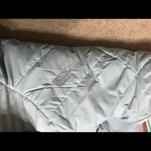 Women’s Reversible The North Face Jacket - Picture 6 of 6